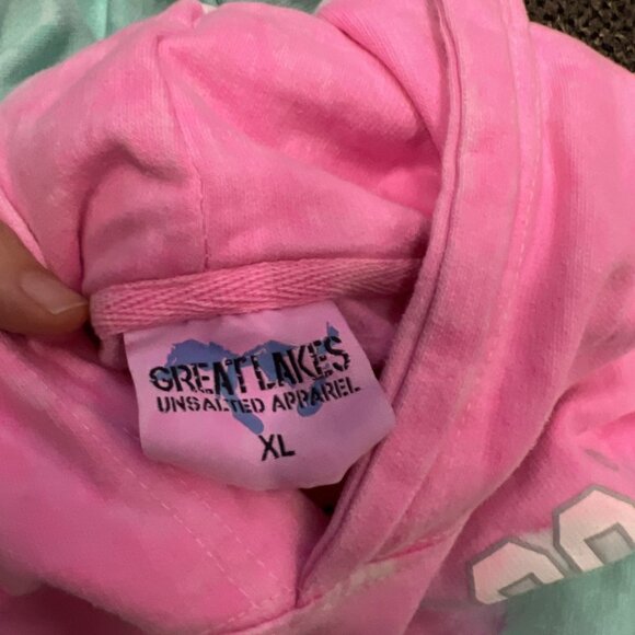 Kids Great America Sweatshirt Tie Dye XL- Great Lakes unsalted apparel - Picture 2 of 2